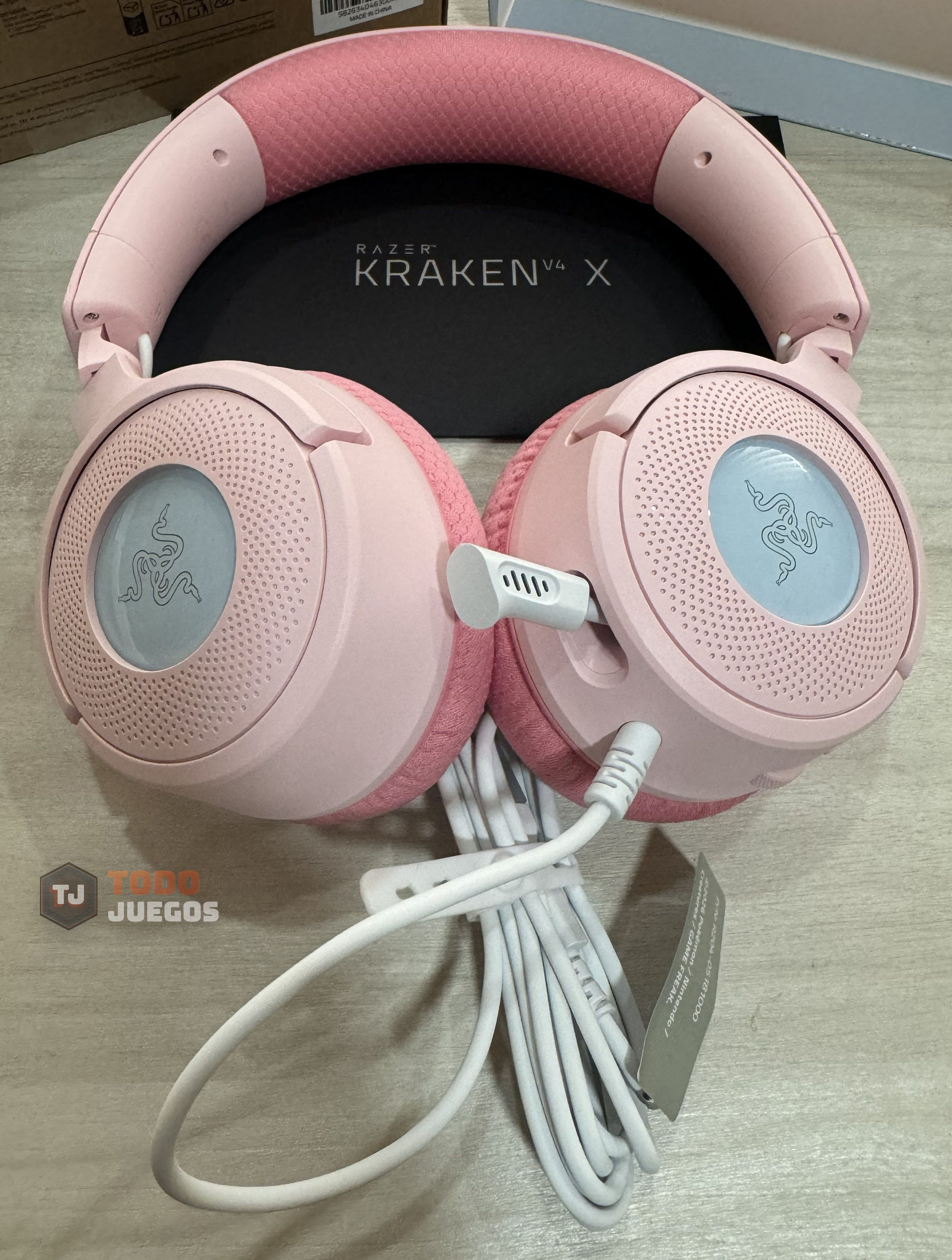 Razer Kraken V4 X  Sylveon Edition - Imagen 18